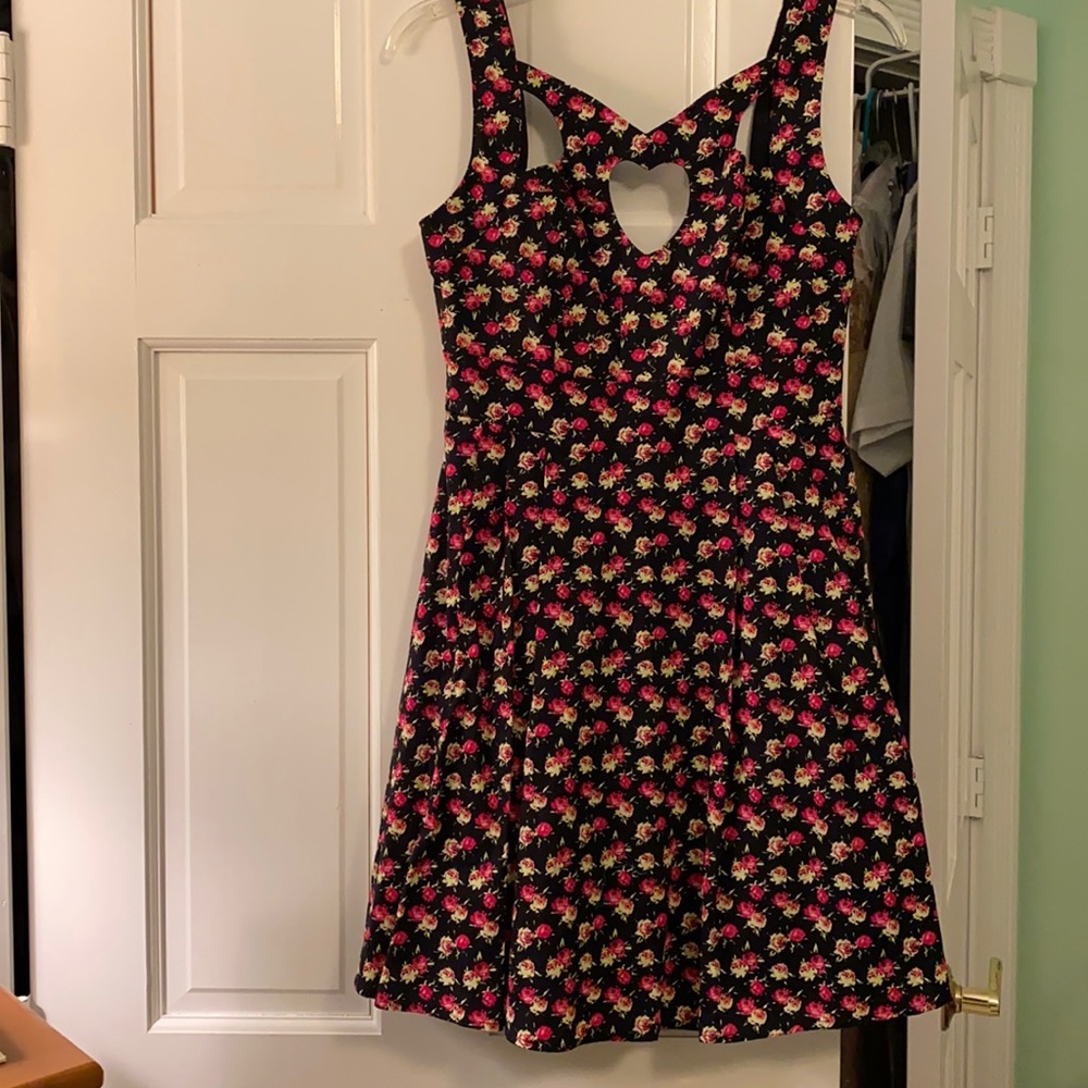 Floral/heart Modcloth dress. Size medium.